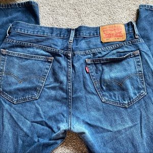 Mens Straight Leg Levi’s Blue Jeans